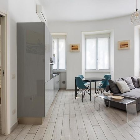 Spacious Retreat Steps From Lambrate Metro- Via Pacini ミラノ エクステリア 写真