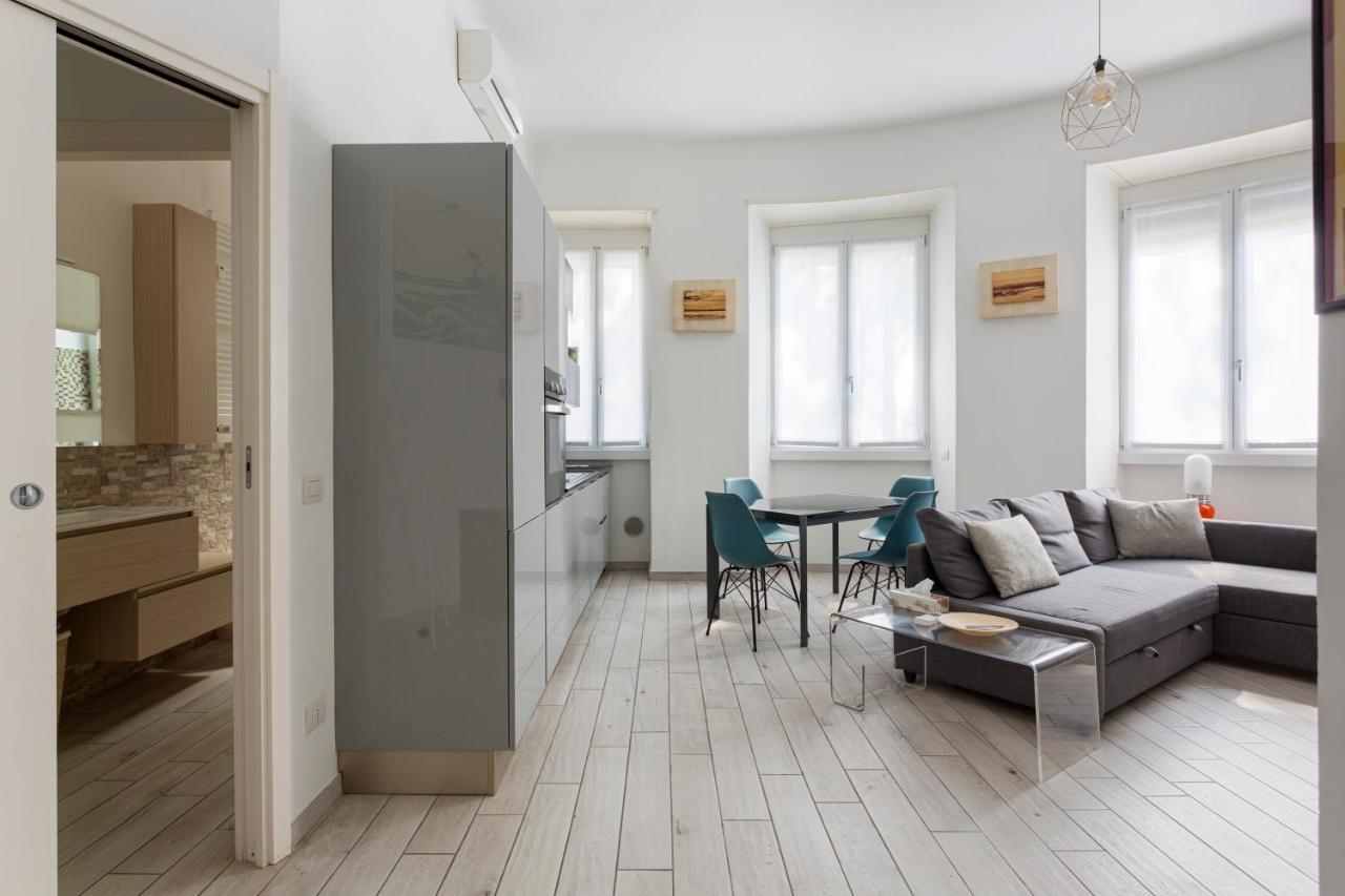 Spacious Retreat Steps From Lambrate Metro- Via Pacini ミラノ エクステリア 写真